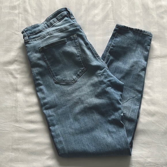 H&M Skinny Jeans - Picture 2 of 6